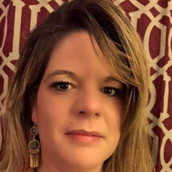 Meet your Posher, Marcia - Picture 1 of 1